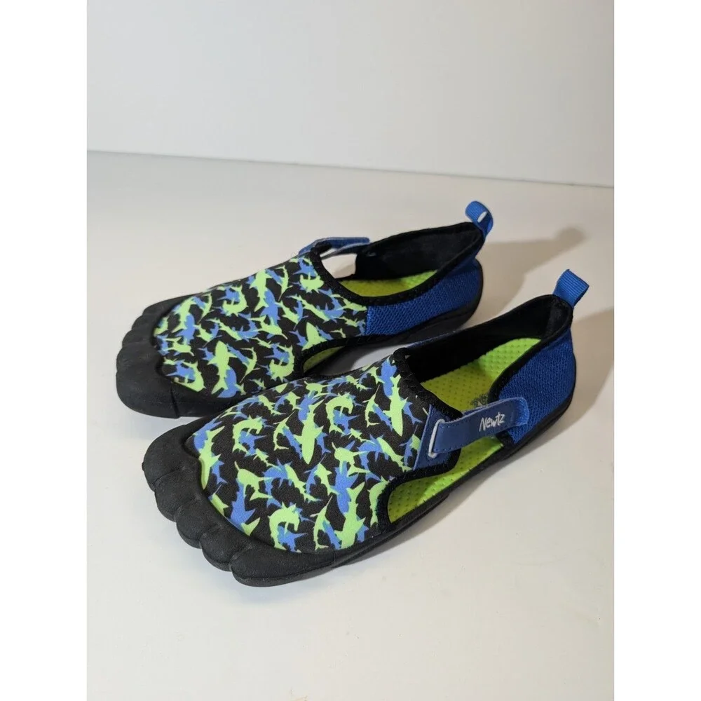 Newtz Unisex Kid Water Shoes Blue Green Swimming Lake Foot Bumper Size 6